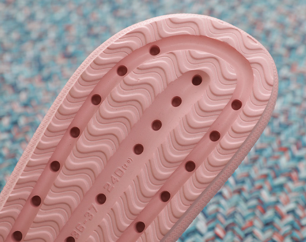 Ultra-Soft Cloud Pillow Slides – image 6