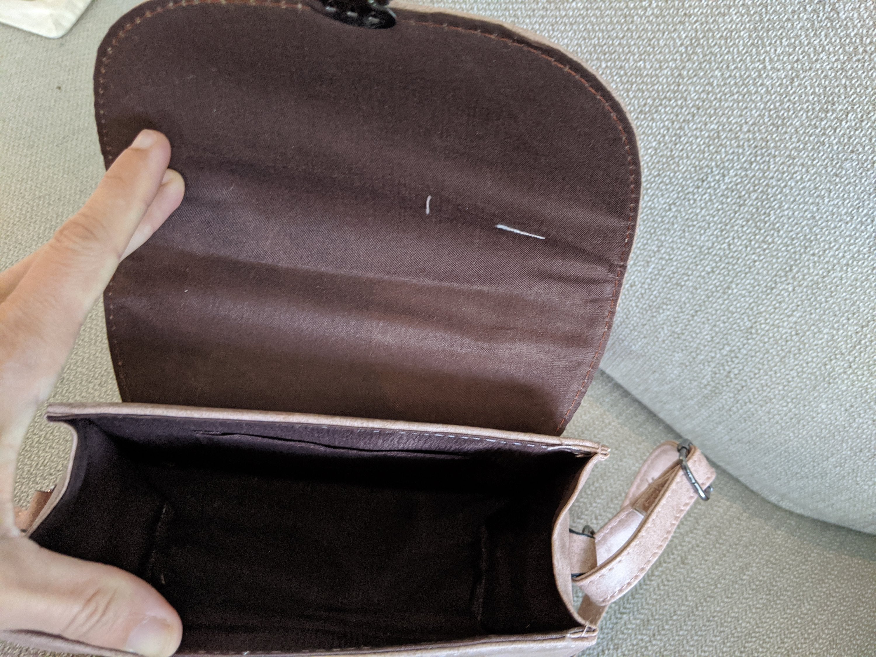 Light Mauve Marbled Crossbody Bag – image 3